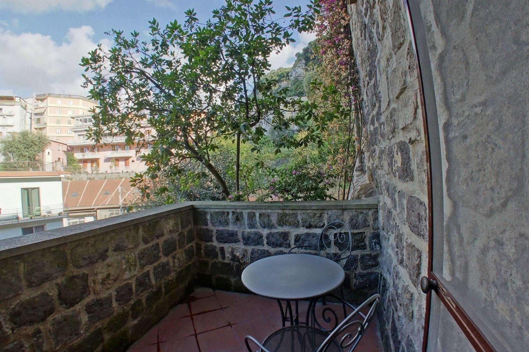 La Neffola Residence Sorrento Exterior photo